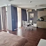 Sea Front View - Dolce 2 Apartment Sveti Vlas