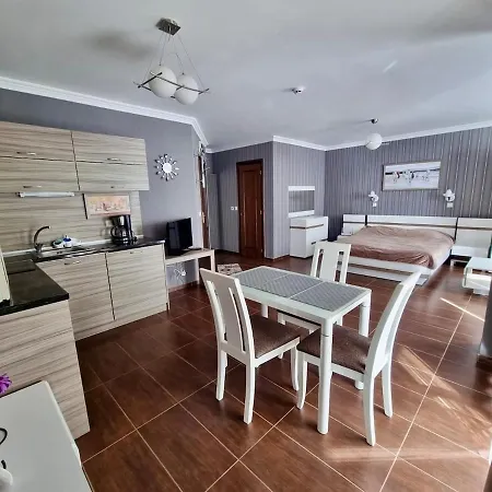 Sea Front View - Dolce 2 Apartment *