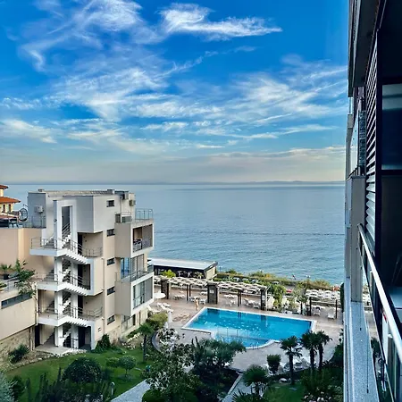 Sea Front View - Dolce 2 *