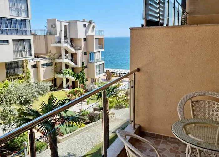 Sea Front View - Dolce 2 Sveti Vlas