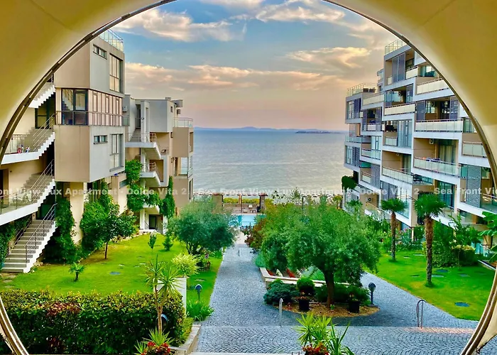 Sea Front View - Dolce 2 Apartment